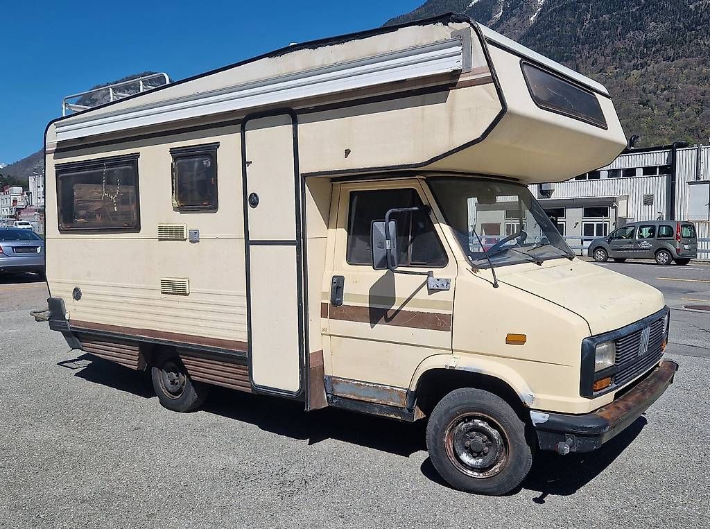 Camping Fahrzeuge: Fiat Ducato 280 – Gebraucht aus Evionnaz von Izi.e 2