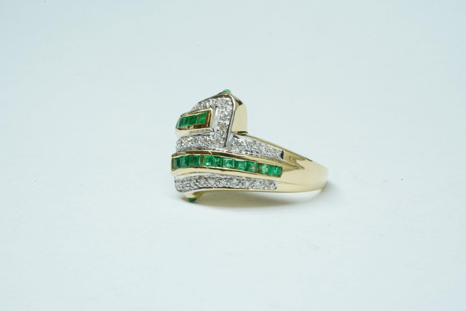 Anelli: Fingerring 18k mit Smaragden und Diamanten – Usato da Bülach venduto da Re-Jewelled 2