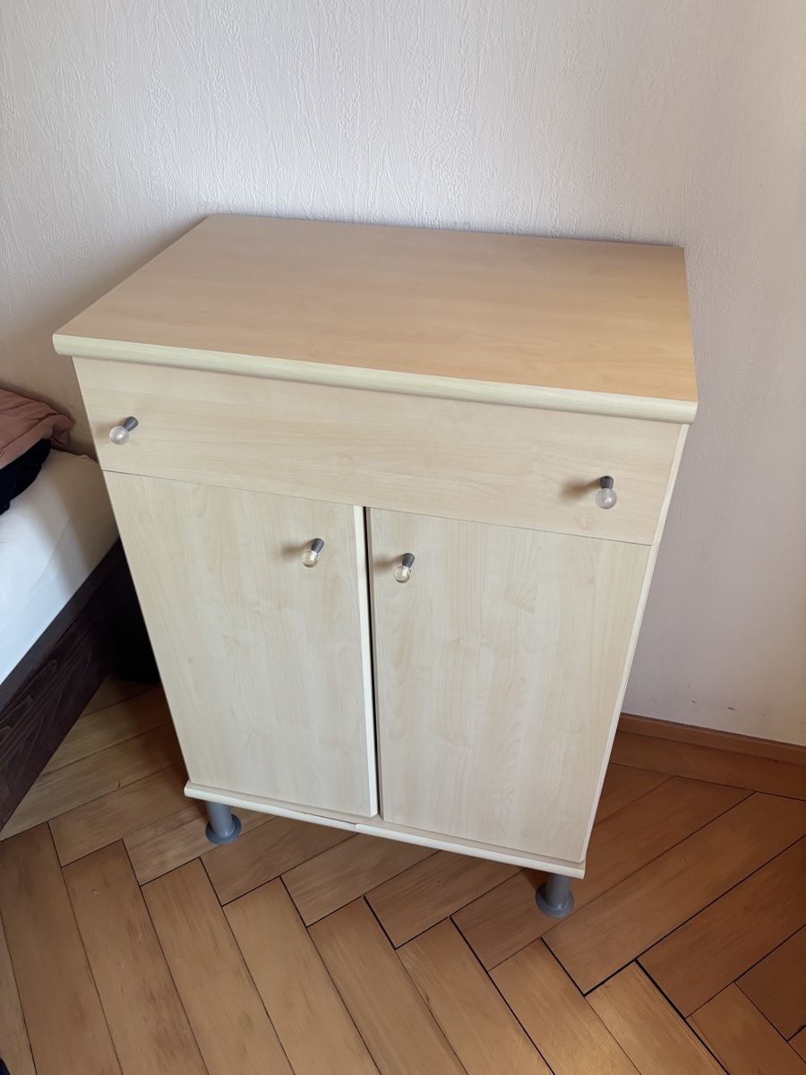 Commodes: Kommode 60x88x38 – D'occasion à St. Gallen par asf_yxl9
