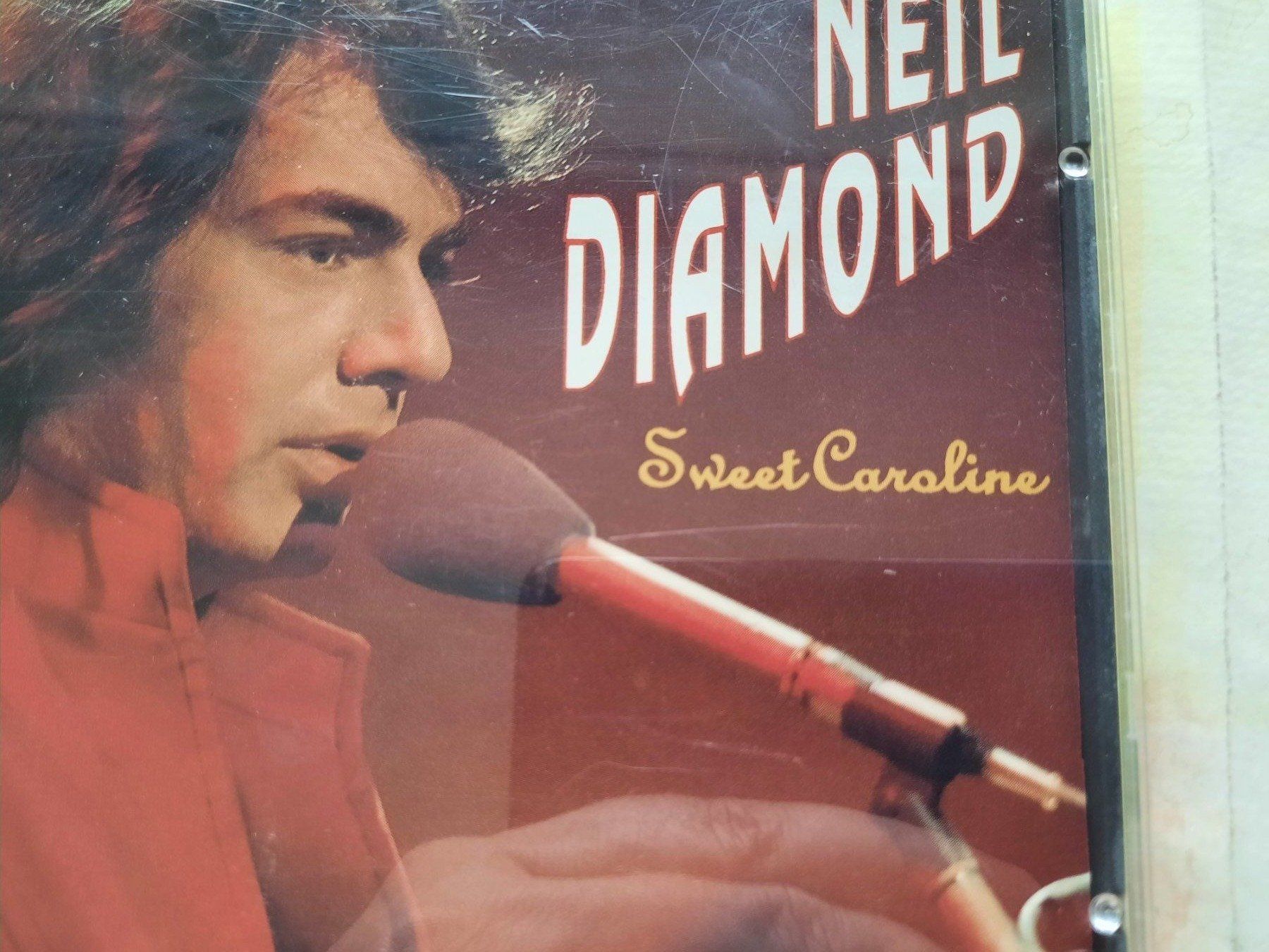CDs: Cd Neil Diamond " Sweet Caroline " – Gebraucht aus Pully von bro_n52j 1