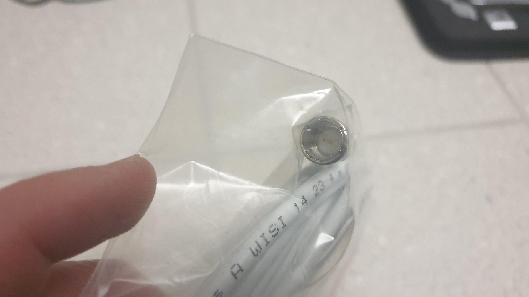 UPC Kabel: Cablecom Breitband-Anschlusskabel 3m – Neu und originalverpackt aus Stäfa von Supertramp73 3