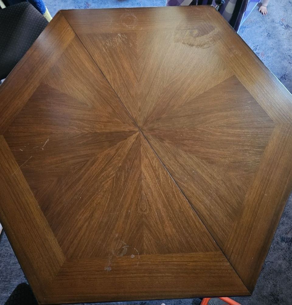 Tables: Massiver Holztisch – D'occasion à Seuzach par hwulf 1