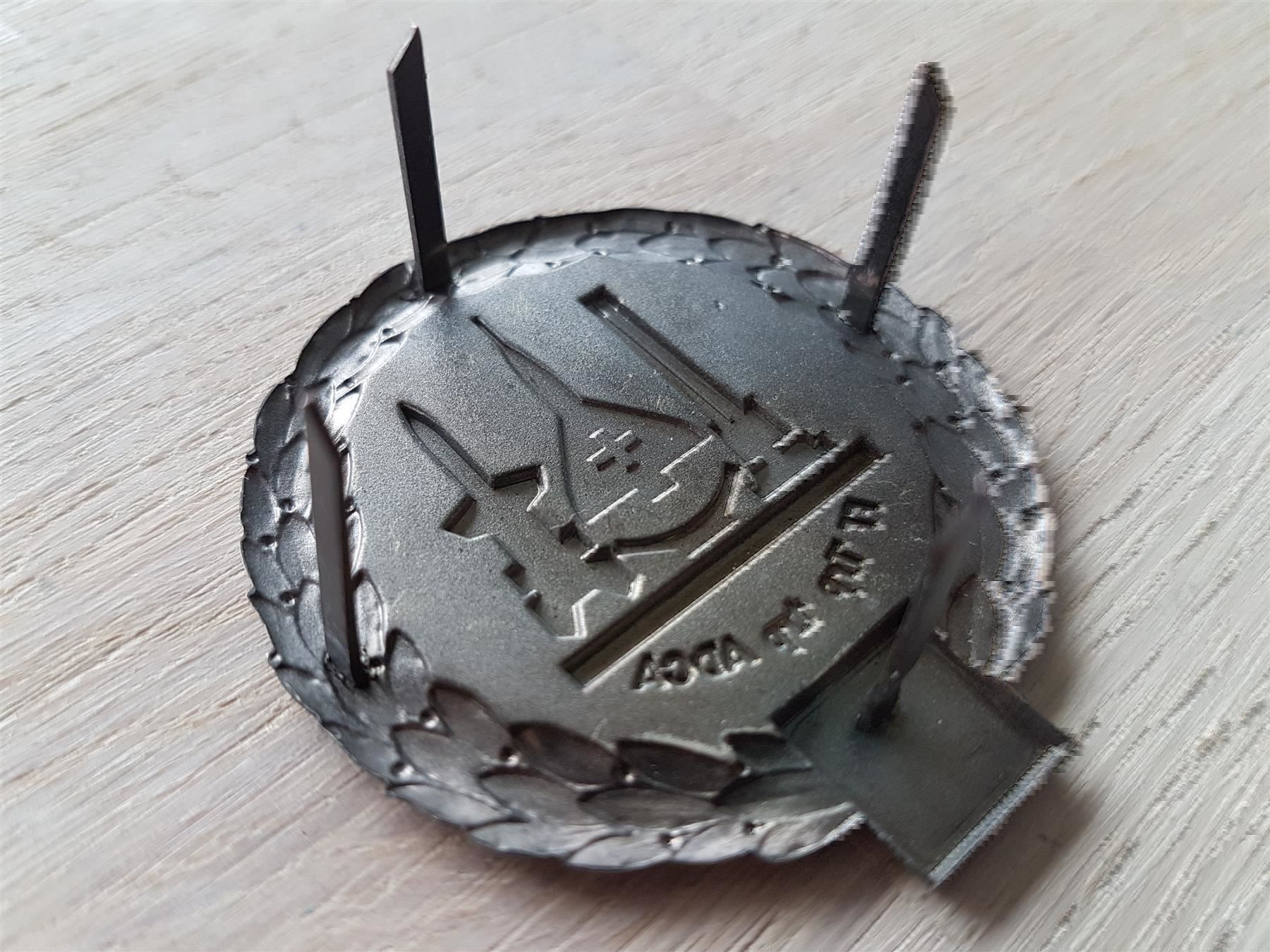 Placchette & Badge: Béret Emblem FF Trp trp ADCA – Usato da Erlinsbach venduto da S700 1