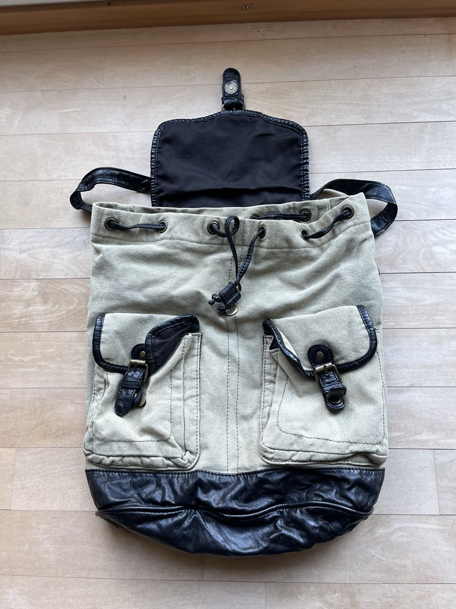 Zaini: Canvas & Faux Leather Backpack! – Usato da Luzern venduto da nad_2my8 1