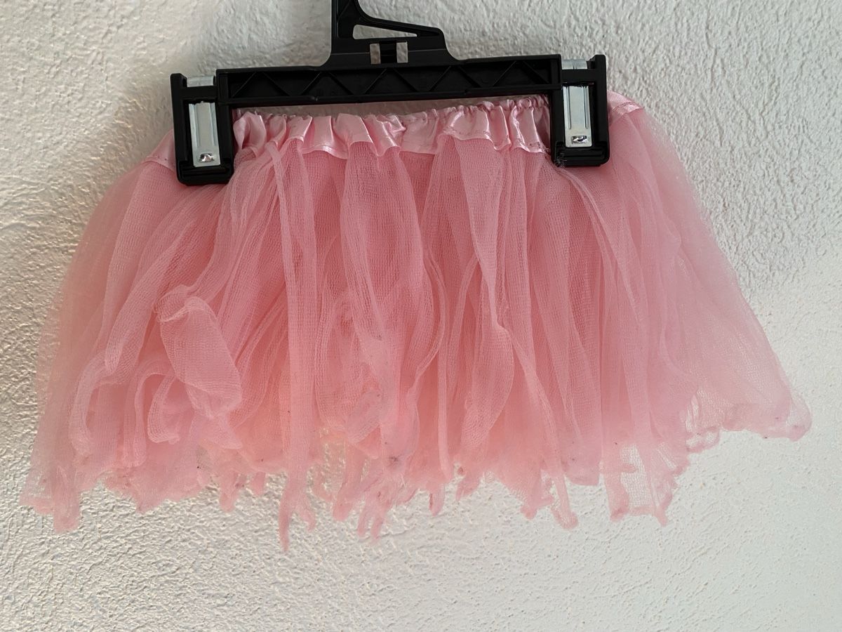 Costumes: Jupe tutu rose taille 4 ans – D'occasion à Lignières par The_assistant 1