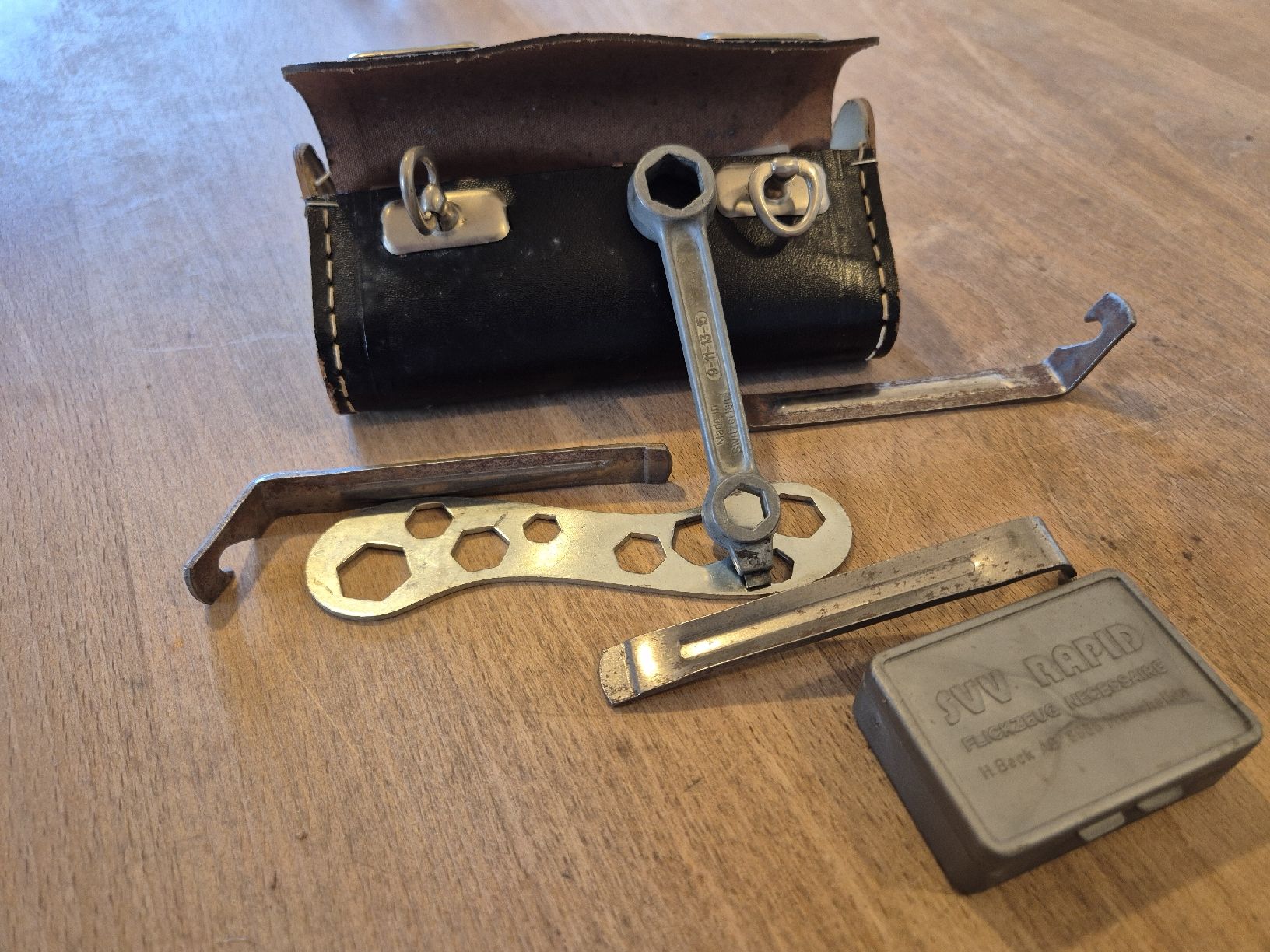 Ersatzteile: Velo Satteltasche mit Werkzeug – Gebraucht aus Ehrendingen von Amigo5 1