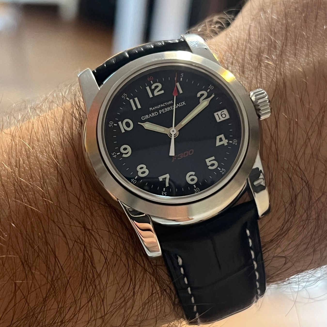 Girard-Perregaux Orologi: FLASH SALE Girard-Perregaux Ferrari Automatic Date 8025 – Usato da Carouge GE venduto da Watchaser 3