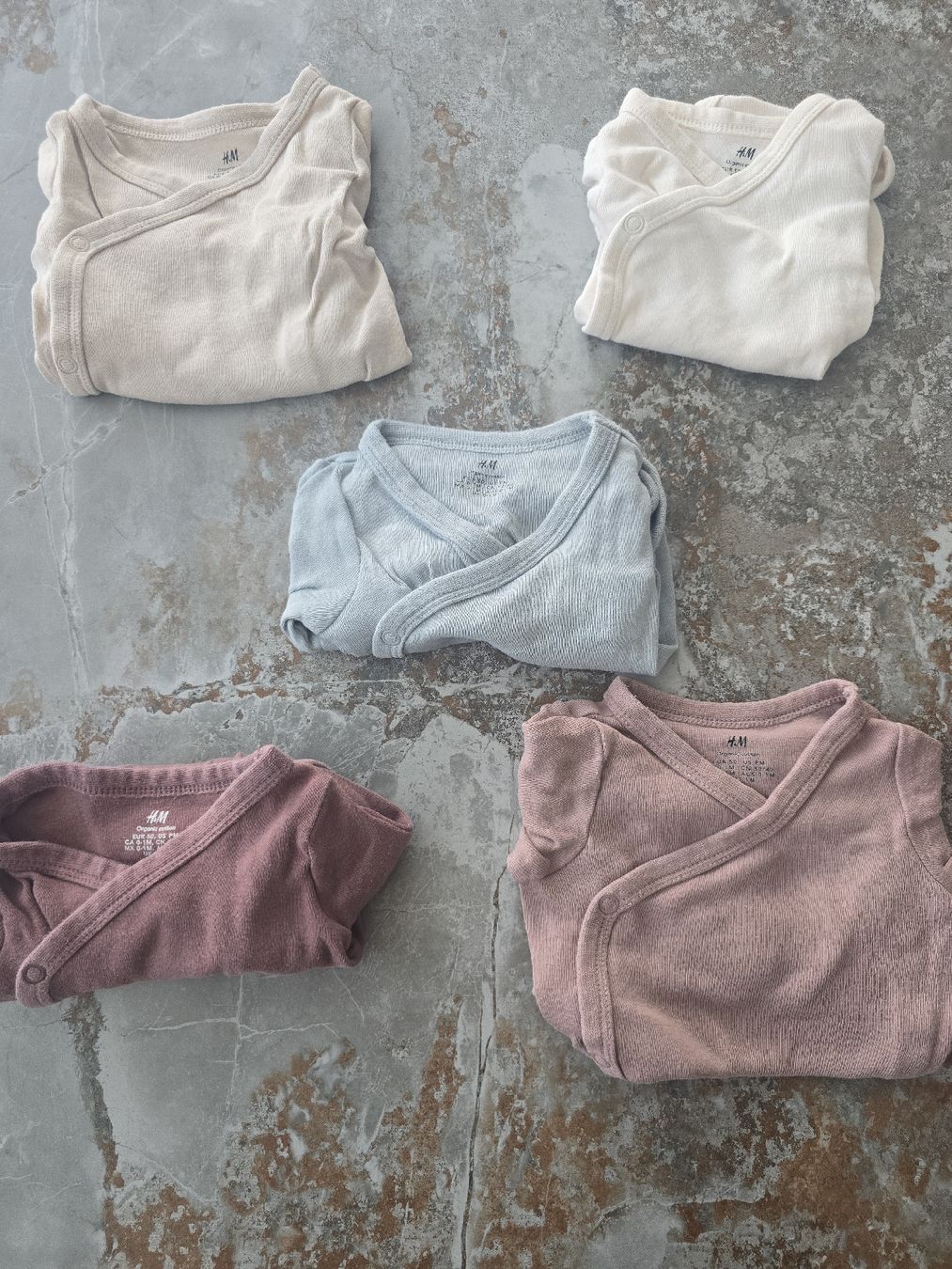 Lotti & Set di vestiti: Body – Usato da Baar venduto da bia_m5xb
