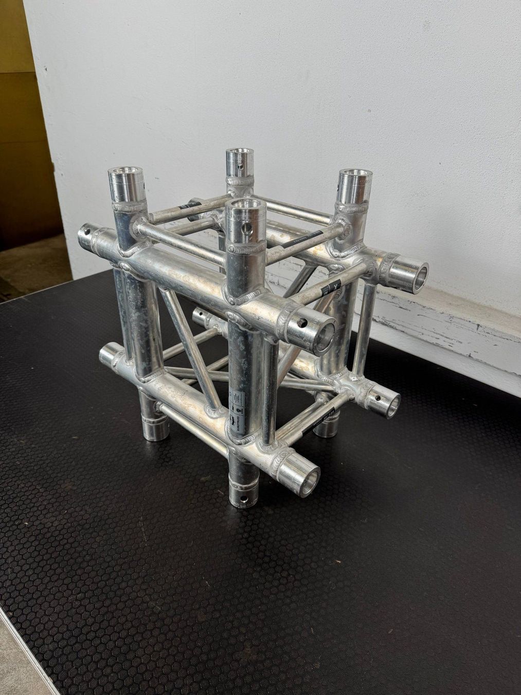 Tralicci: Eurotruss FD34 X Stück – Usato da Buchs AG venduto da N-joyEvents 1