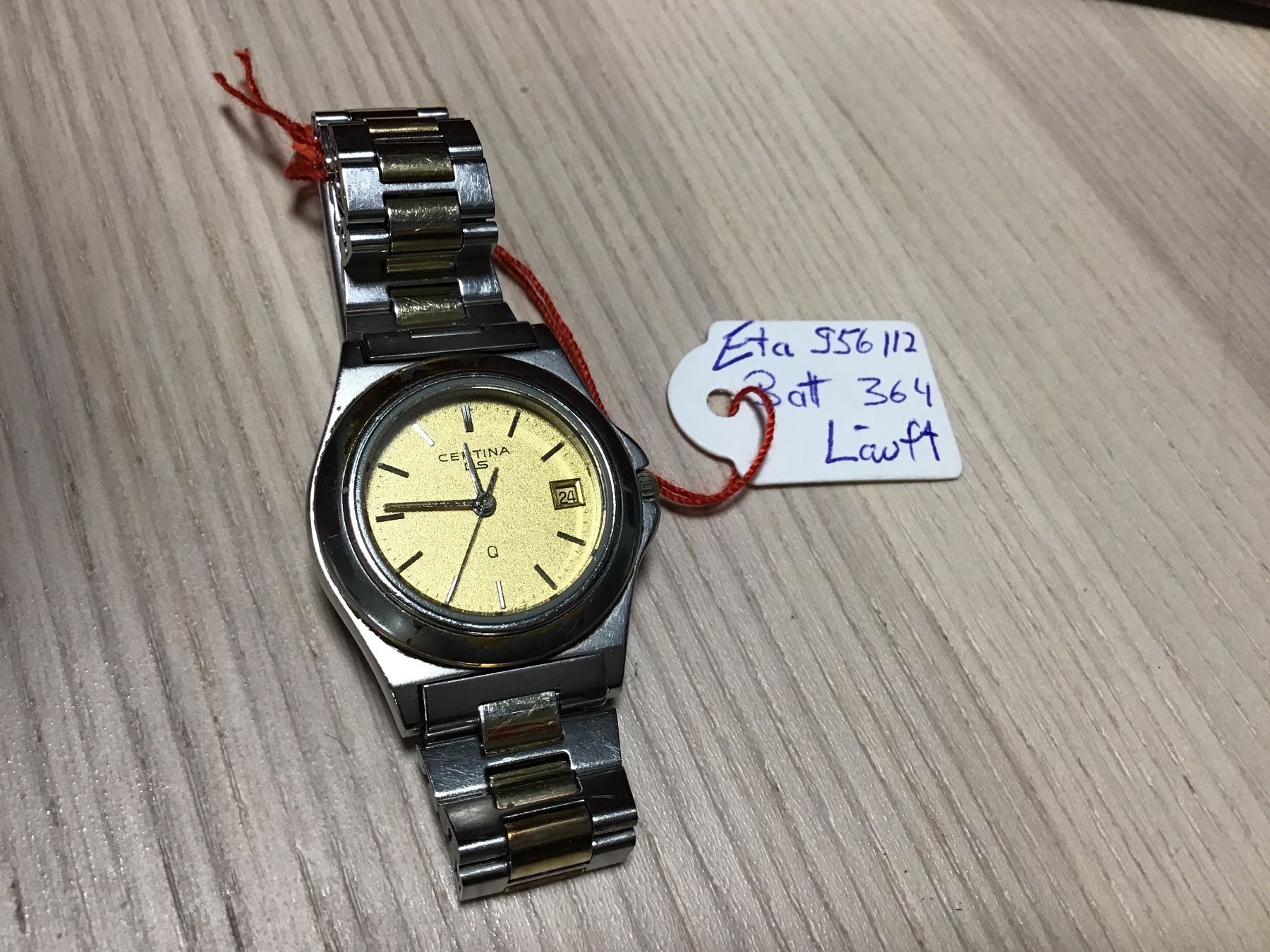 Certina Orologi: Certina, Damen Uhr, Goldfarben, Läuft! – Usato da Männedorf venduto da Modelle-aller-Art