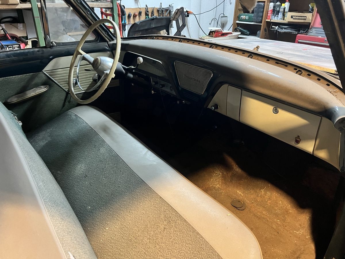 Ford Automobili: Ford Versailles V8 Oldtimer – Difettoso da Sevelen venduto da Ritiplampi 1
