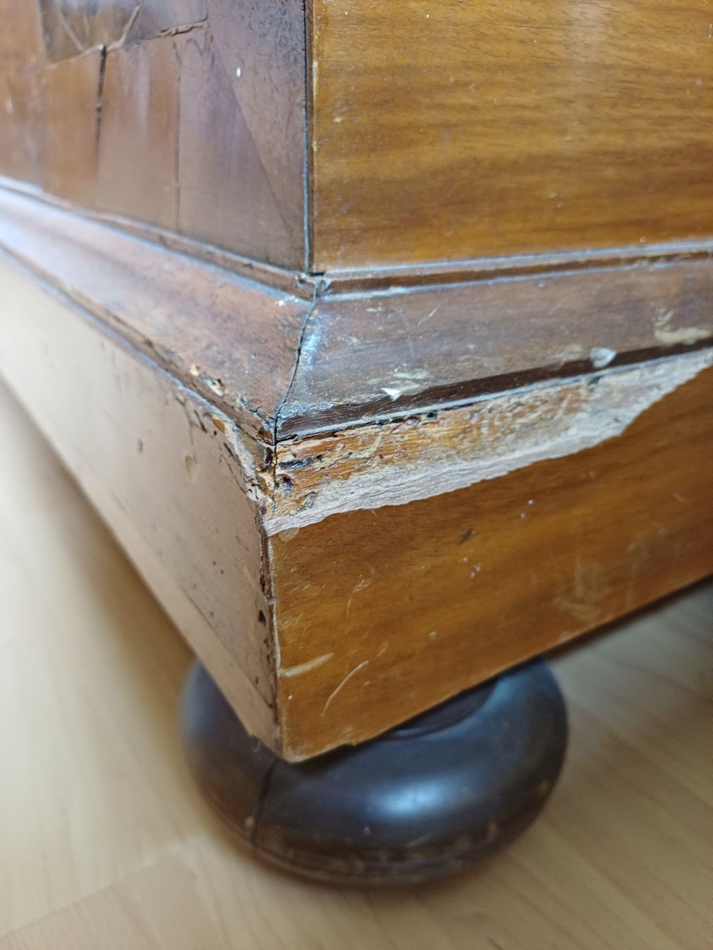 Armadi: Schrank – Usato da Thun venduto da pinocio02 3