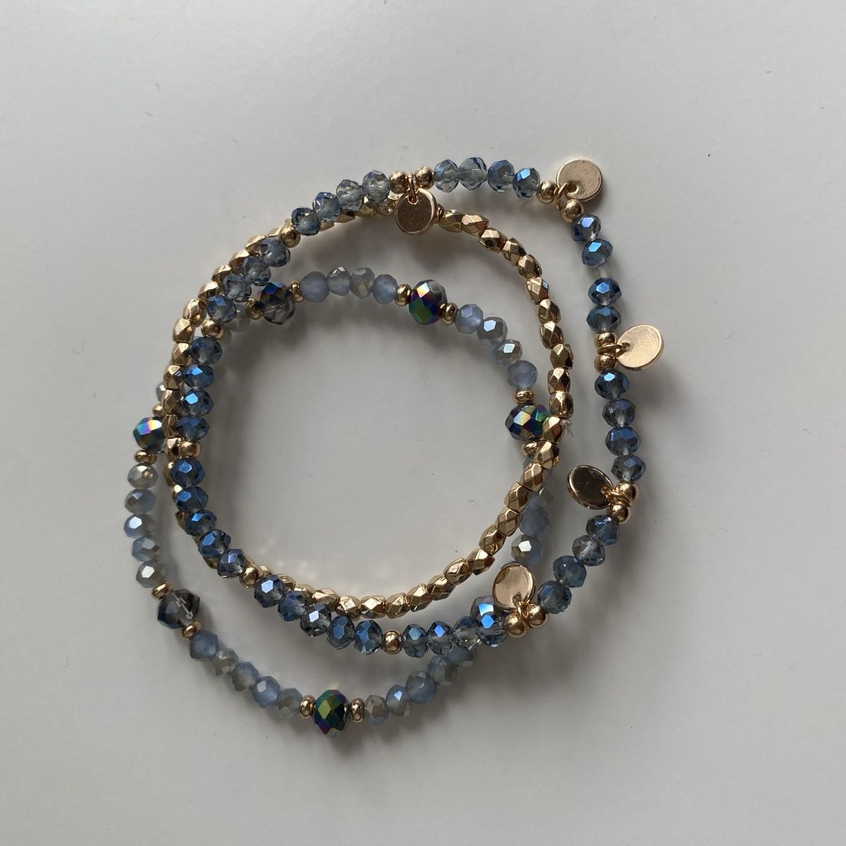 Bracelets: Rocaille Perlen Armbänder Sammlung – Neuf (Voir description) à Givisiez par dor_xb9k