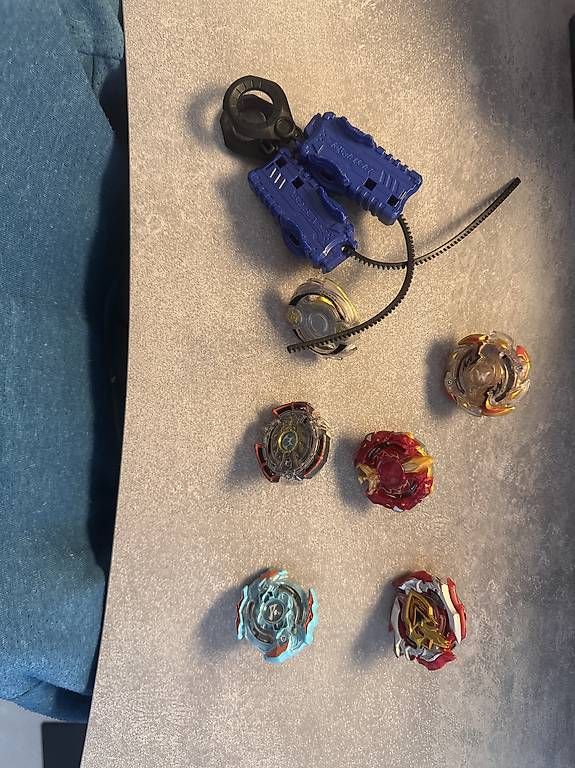 Giocattoli: Beyblade – Usato da Bellinzona venduto da ral_s759