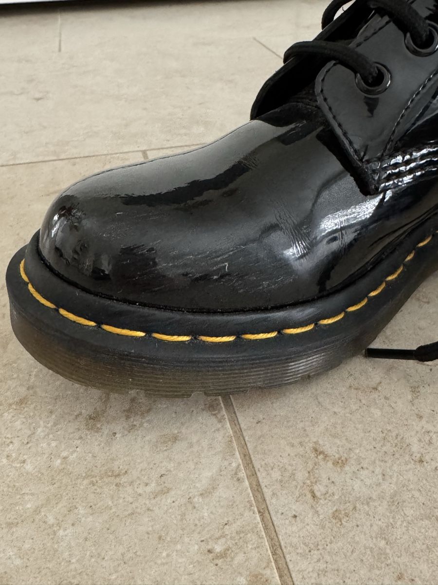Dr. Martens Damenschuhe: Dr. Martens Lackleder Boots (38) – Gebraucht aus Triesen von antonellaaa_ 7