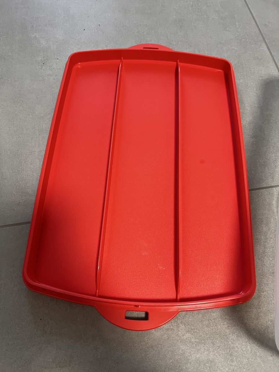 Tupperware Contenitori & Simili: Tupperware Tortenbehälter rot – Usato da Escholzmatt venduto da mel_58wh 3