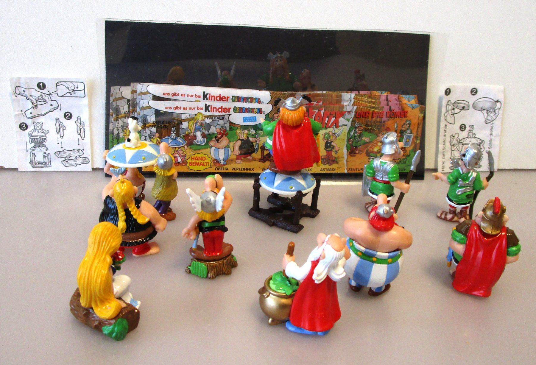 Fumetti: 10 KINDER ASTÉRIX UND DIE RÖMER SÉRIE COMPLÈTE 2000 – Nuovo (secondo la descrizione) da Chêne-Bourg venduto da breno56 1