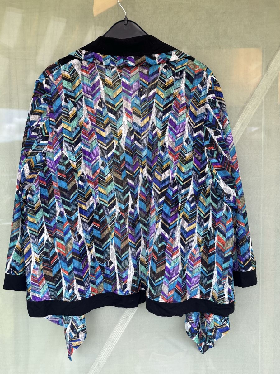 Jacken: Bunte Jacke 🧥  – Gebraucht aus Walterswil SO von Sunshineyupi 2