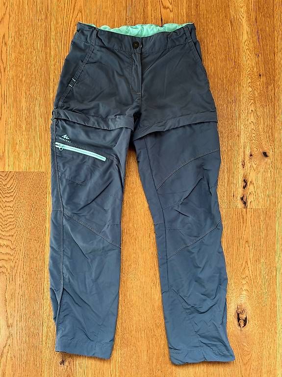 Pantaloni: Wanderhose Gr. 131-140cm 8-9J – Usato da Worblaufen venduto da derinous