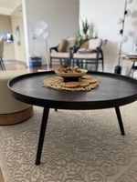 Runder Couchtisch schwarz von Westwing