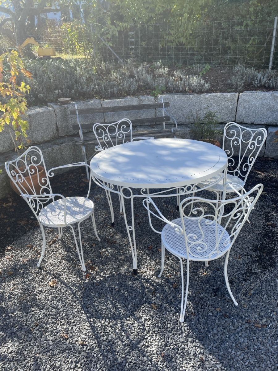 Set de table et chaises: Romantische Sitzgarnitur – D'occasion à Bottighofen par Mattafone 2