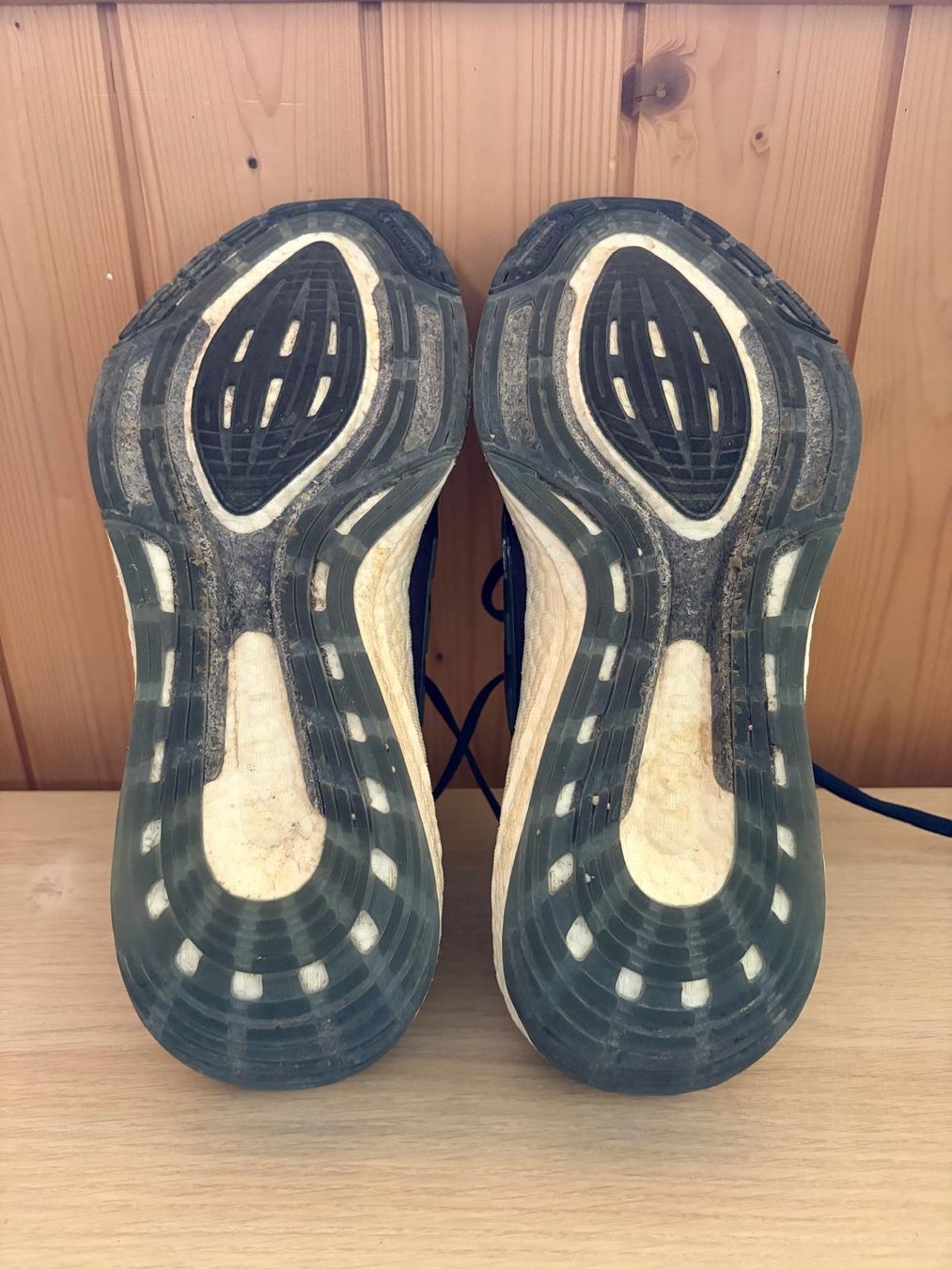 Adidas Scarpe da uomo: Baskets Adidas Ultra-boost 22 Bleu3,  Taille 42 – Usato da Biel/Bienne venduto da van_halen25 3
