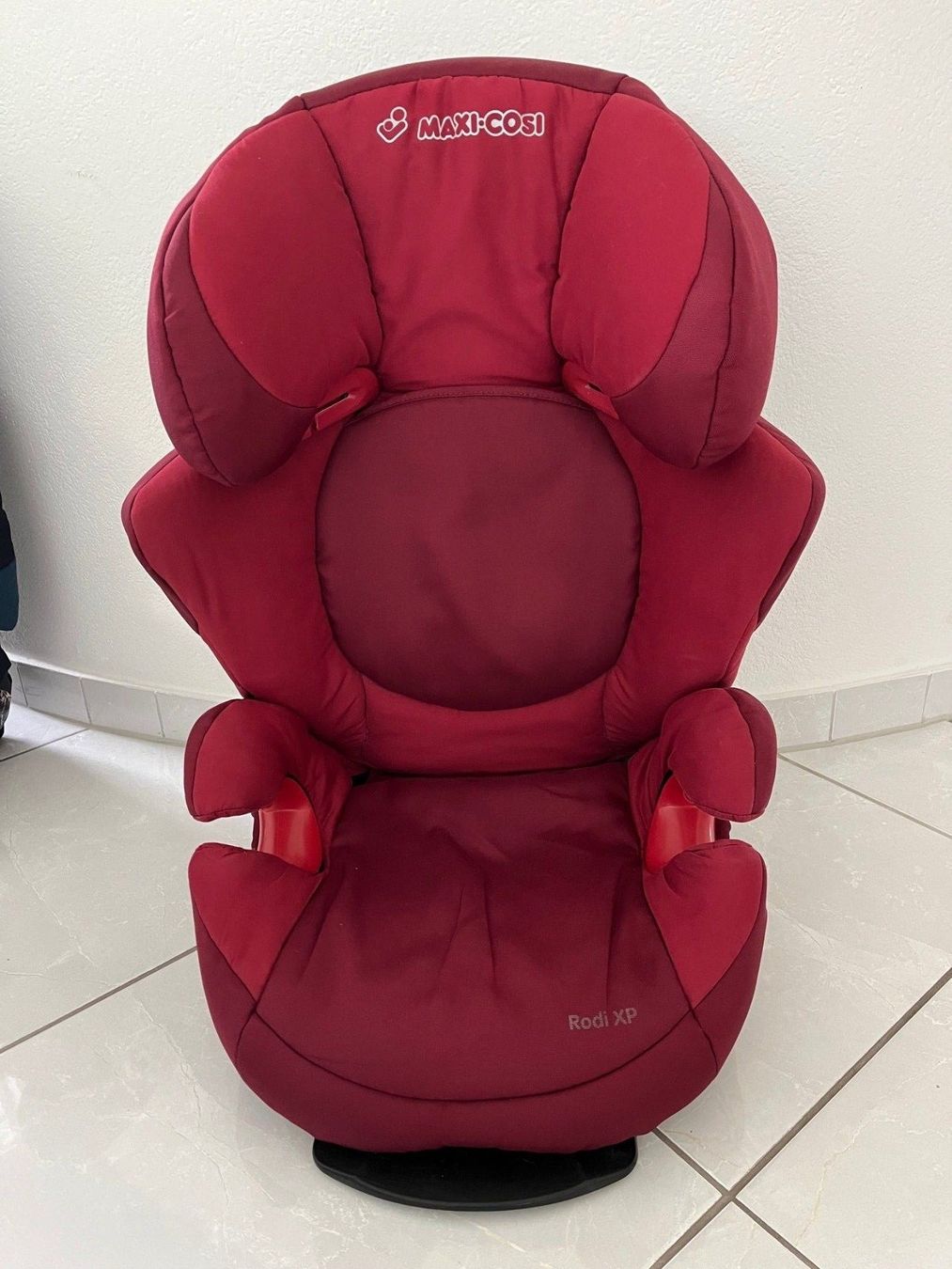 Seggiolini per auto: Maxi-Cosi Rodi AirProtect Auto-Kindersitze – Usato da Binningen venduto da FundK