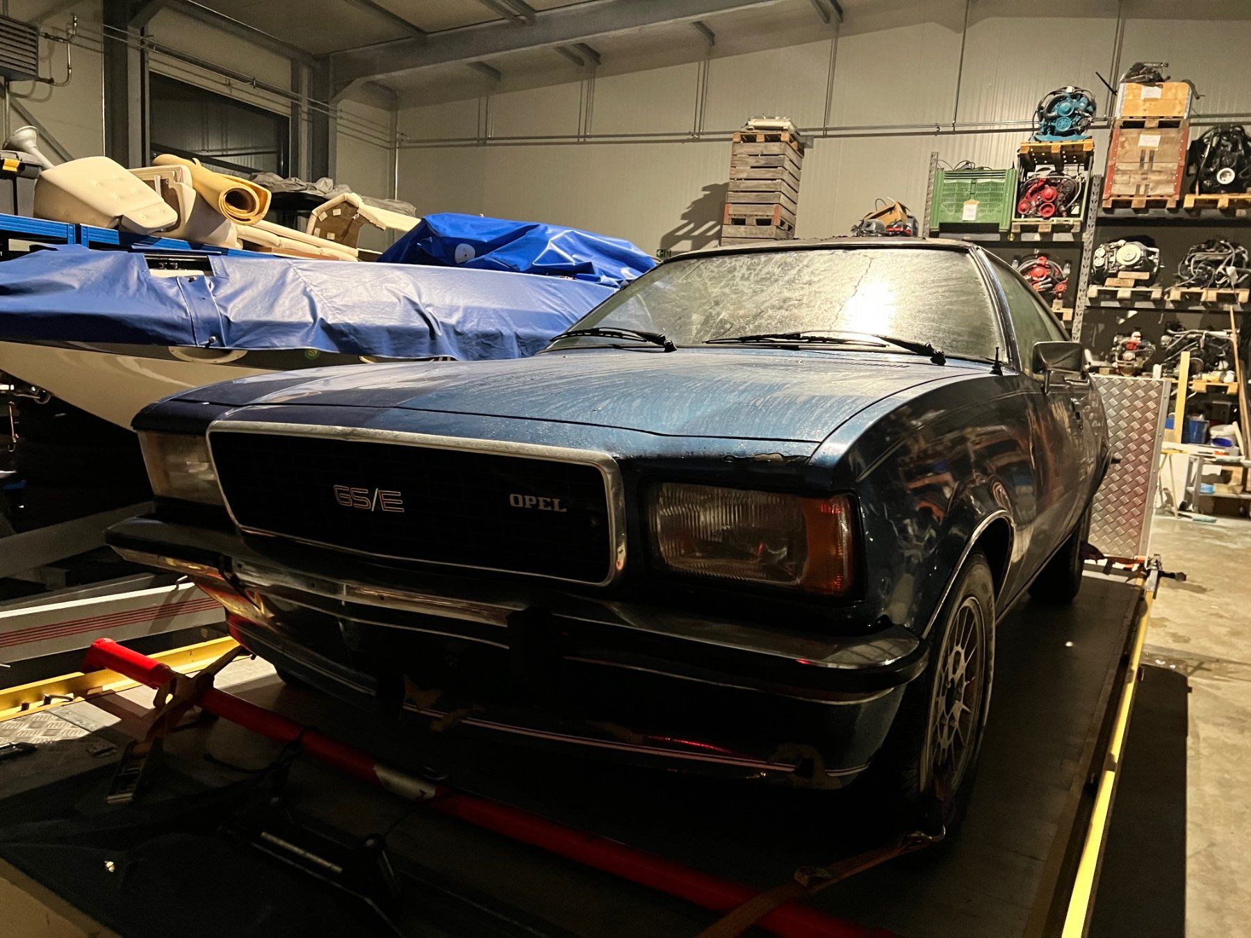 Opel Automobili: OPEL COMMODORE B GS/E COUPE 2,8 – Usato da Avenches venduto da BOOTTRANSPORTE