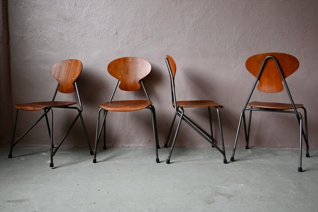 Sedie: Chaises danoises de Steen Eiler Rasmussen & Kai Lyngfeldt – Usato da COLMAR venduto da Sophiebellelurette 5