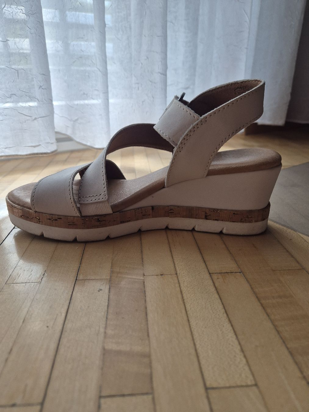 Jana Chaussures femmes: Jana White Wedge Platform Sandals  – Neuf (Voir description) à Pfeffingen par Elegant_trend 3