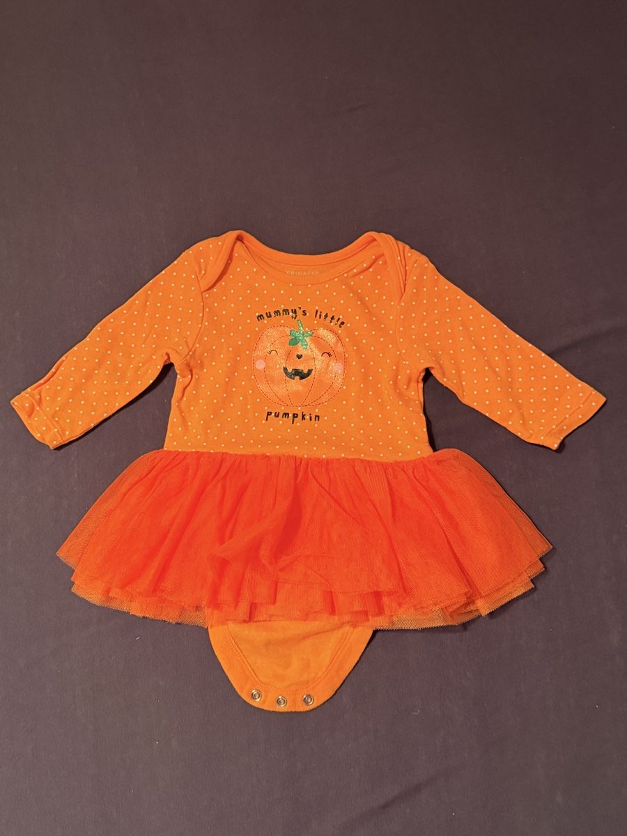Lotti & Set di vestiti: Halloween Body 68 – Usato da Sigirino venduto da RamonaLamboo