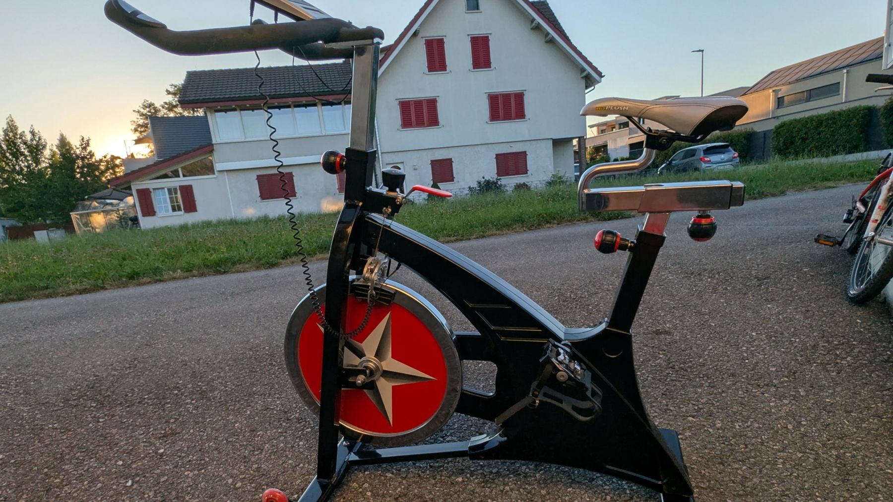 Vélos d'appartement: Heimtrainer – D'occasion à Kriessern par Kramar12