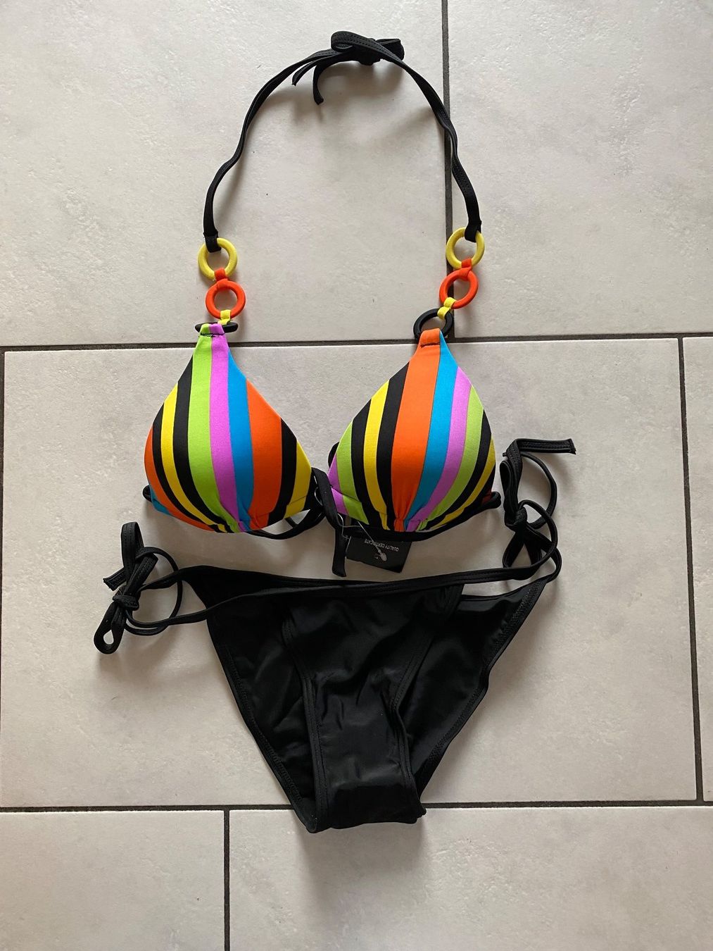 Costumi da bagno & Bikini: Bikini Sanselle - Grösse 34 - Schwarz/Multicolor – Nuovo e nell'imballaggio originale da Eschenbach SG venduto da Peachick 1