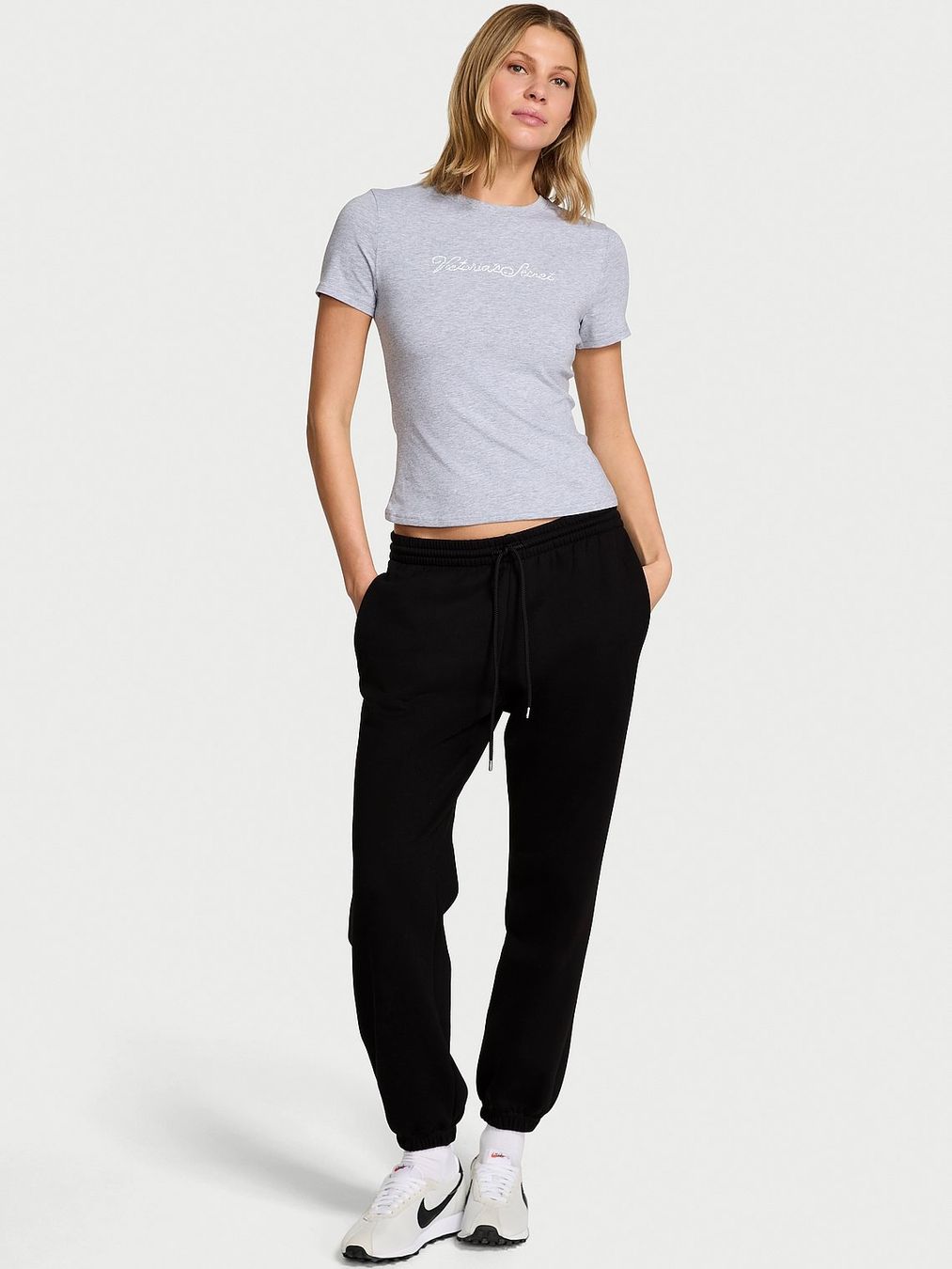 Victoria's Secret Pantaloni: Victoria Secret Trainerhose – Usato da Pieterlen venduto da Saemelili 7