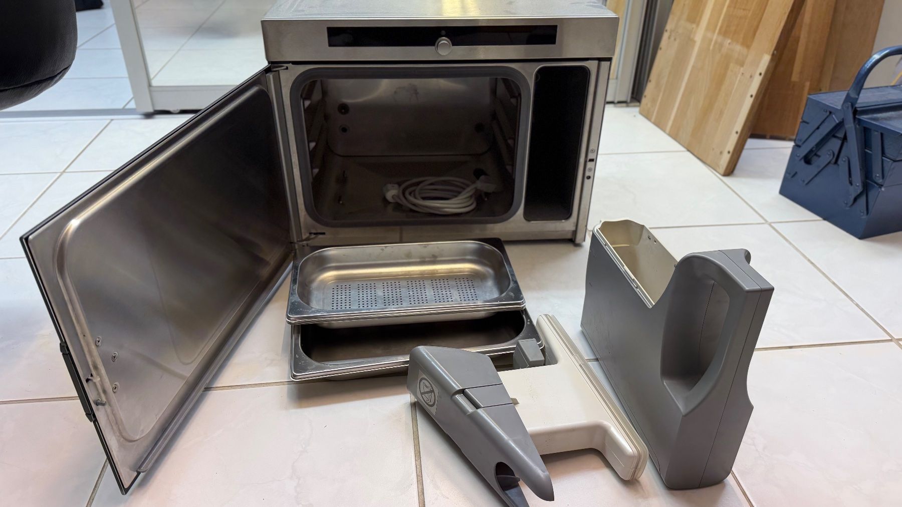 Cuisines complètes: Miele Dampfgarer DG 1050 – D'occasion à Uerikon par Andi169 6