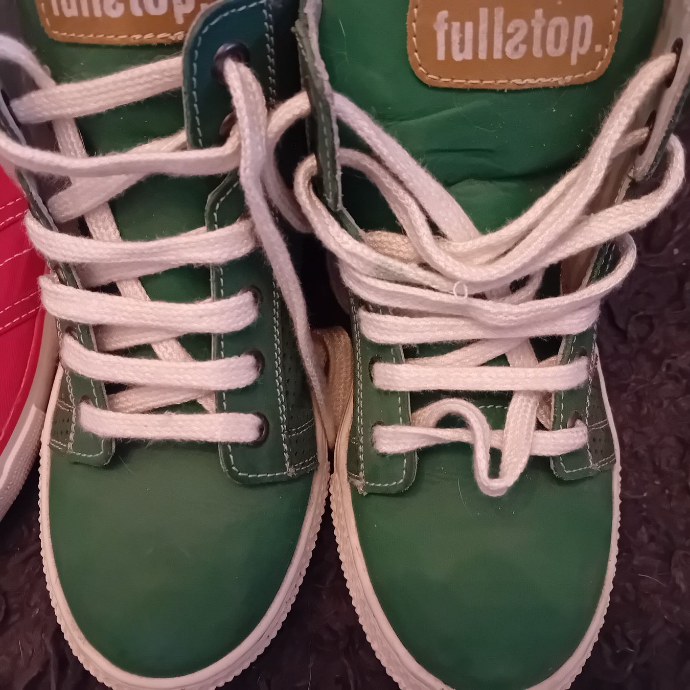 Scarpe per ragazzi: Schuhe gr 33 – Usato da Astano venduto da mclotto