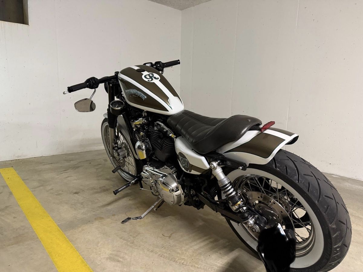 Harley-Davidson Chopper: Harley XL 1200 C Custom – Gebraucht aus eglisau von schmied1992 2