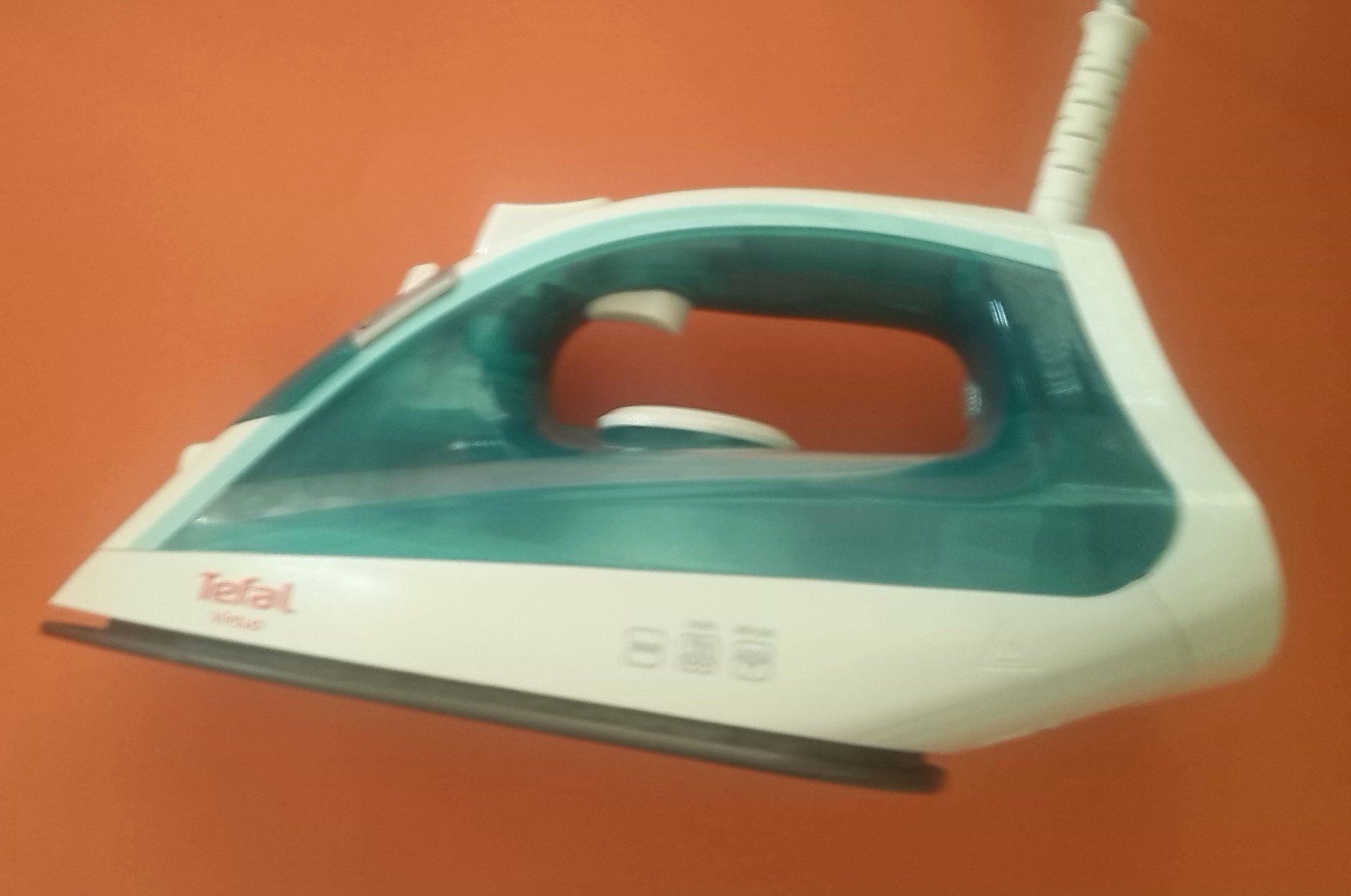 Tefal Bügeleisen: Buegeleisen – Gebraucht aus Coldrerio von ivanop01 1