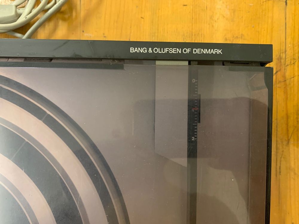 Bang & Olufsen - Beogram 1000 platenspeler