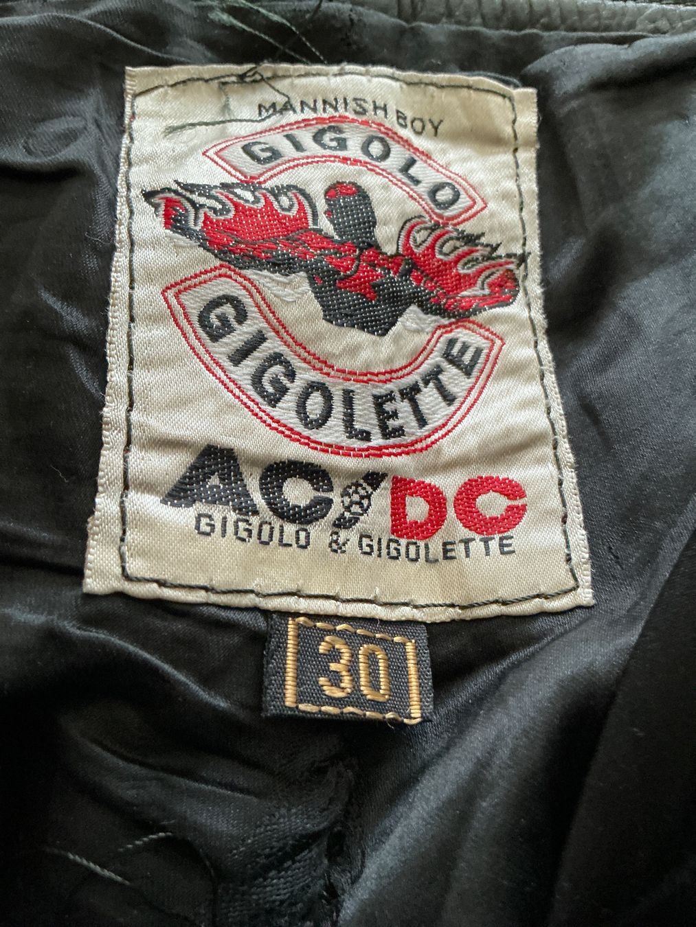 Pantaloni: Pantalon en cuir Vintage – Usato da Safnern venduto da Dufferin70 2
