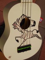 Ukulele STAGG mit Etui (in 2 Varianten)