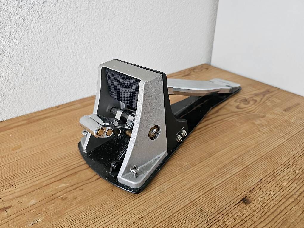 Roland Instruments de musique: Roland KT-10 Kick Trigger Pedal – D'occasion à Schaffhausen par wch24 2