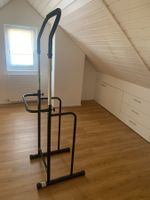 Klimmzugstange schwarz höhenverstellbar guter Zustand