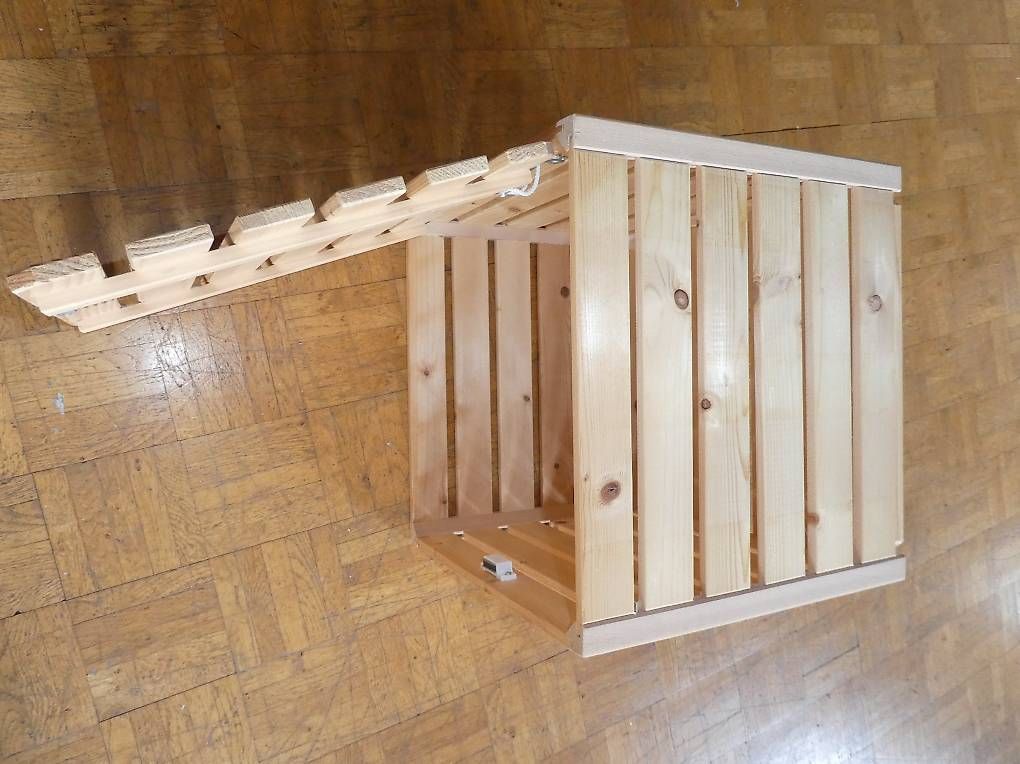 Casse di trasporto: Holzharasse mit Türli – Usato da Stäfa venduto da Arjen2011 1