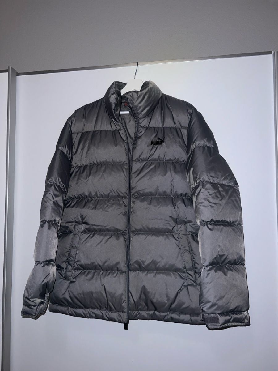 Puma Jacken: Puma Daunenjacke Gr. M, Winterjacke, Grau – Gebraucht aus Luzern von Whateverr 3