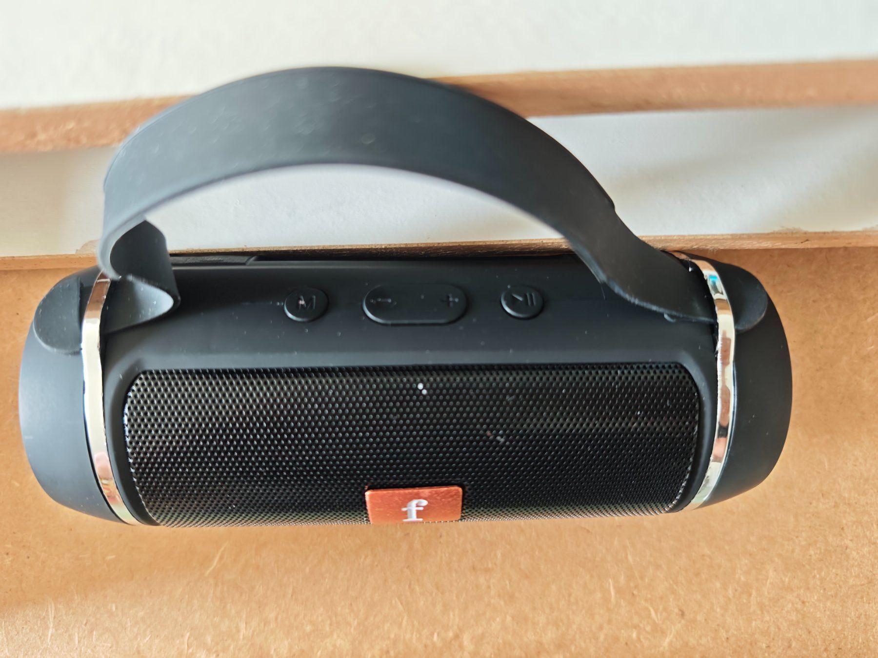 Lautsprecher: Bluetooth Lautsprecher schwarz mit Tragegriff – Neu (gemäss Beschreibung) aus Grosshöchstetten von asi_qp5q 1