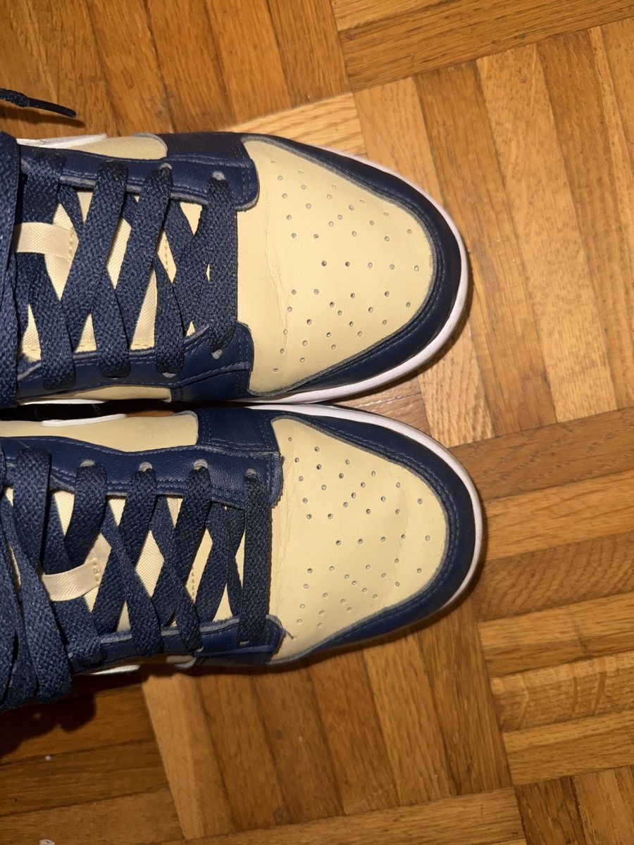 Nike Scarpe da uomo: Nike Dunk Low Next Nature Midnight Navy/Gold Sneakers – Nuovo (secondo la descrizione) da Thörigen venduto da anna.w9 3