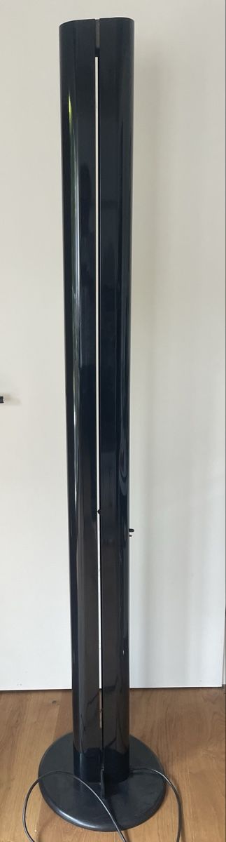 Artemide Lampade: Artemide Stehleuchte – Usato da Rorschacherberg venduto da chetan01