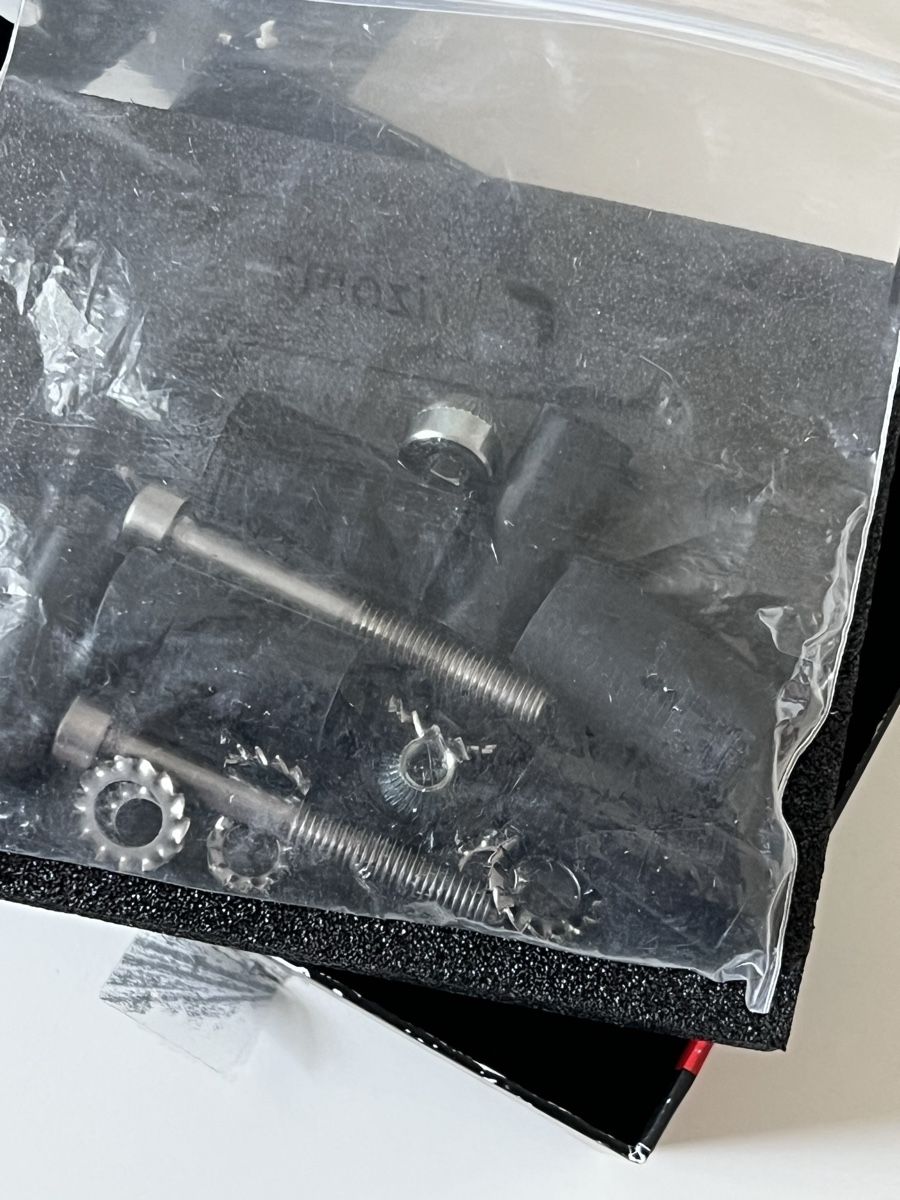 Ducati Altro: Ducati Rizoma Bar-End Weights (Handlebar End Caps) – Nuovo (secondo la descrizione) da Ostermundigen venduto da oma_sk8v 4