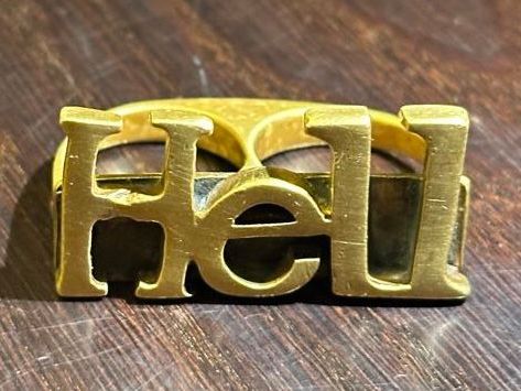 Ringe: Hell 2 fingers Brass Ring – Gebraucht aus Zürich von RatsTreasure